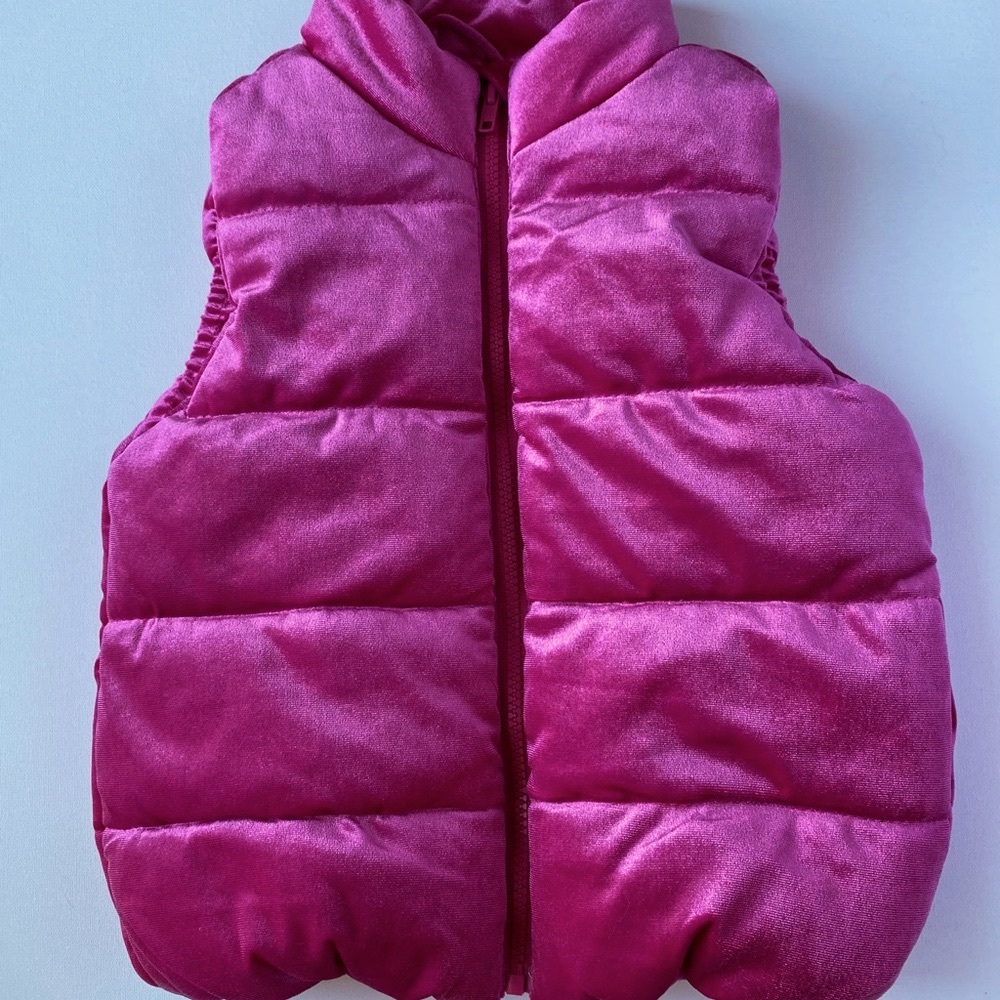 Gymboree girls pink puffer vest.